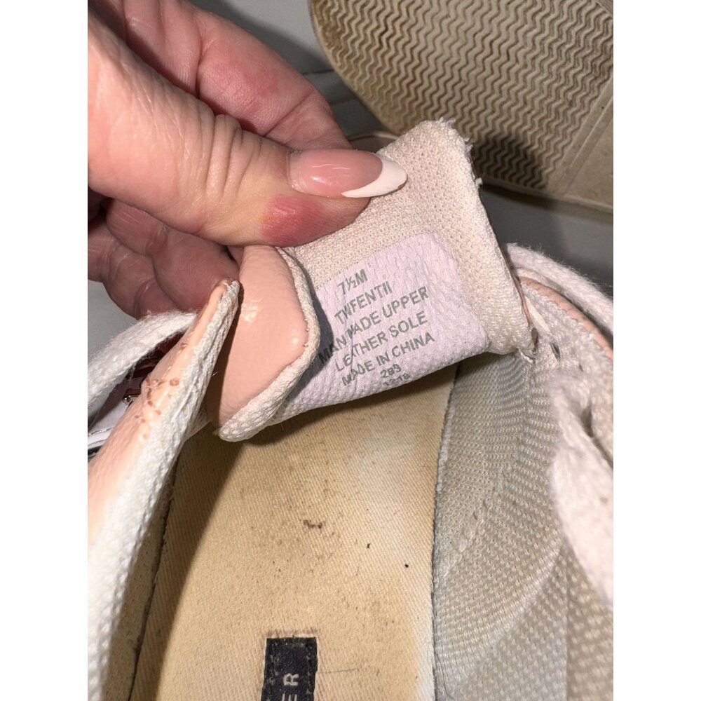 Tommy Hilfiger Womens Pink Leather Sneakers With White Laces & Metallic Accents - Picture 10 of 10